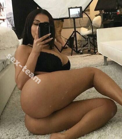 Проститутка Рамина